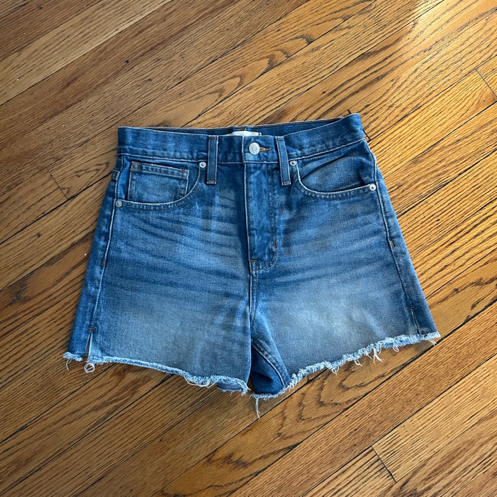 Madewell The Perfect Jean Short in Butler Wash
